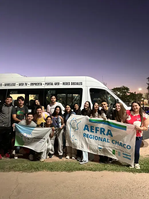 Estudiantes de Farmacia antes de partir a un viaje de estudio